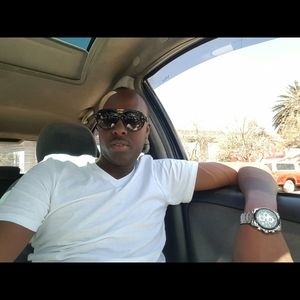 Meet your Posher, Abdikarim